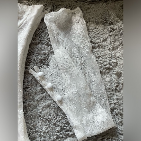 Katie May - Ivory Lace Bridal Dress - Picture 6 of 13